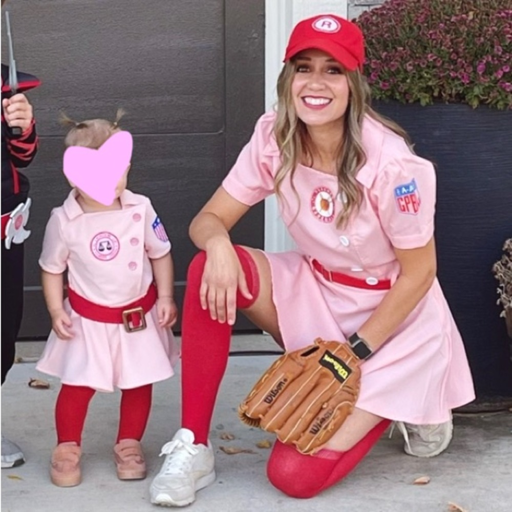 Women’s Rockford Peach Costume S